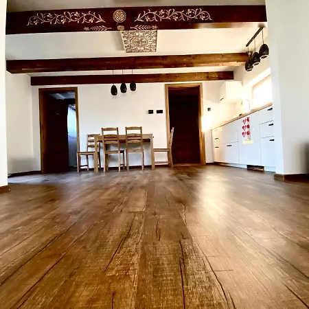 Goralski Na Ubocy Z Jacuzzi Бялка-Татшаньска